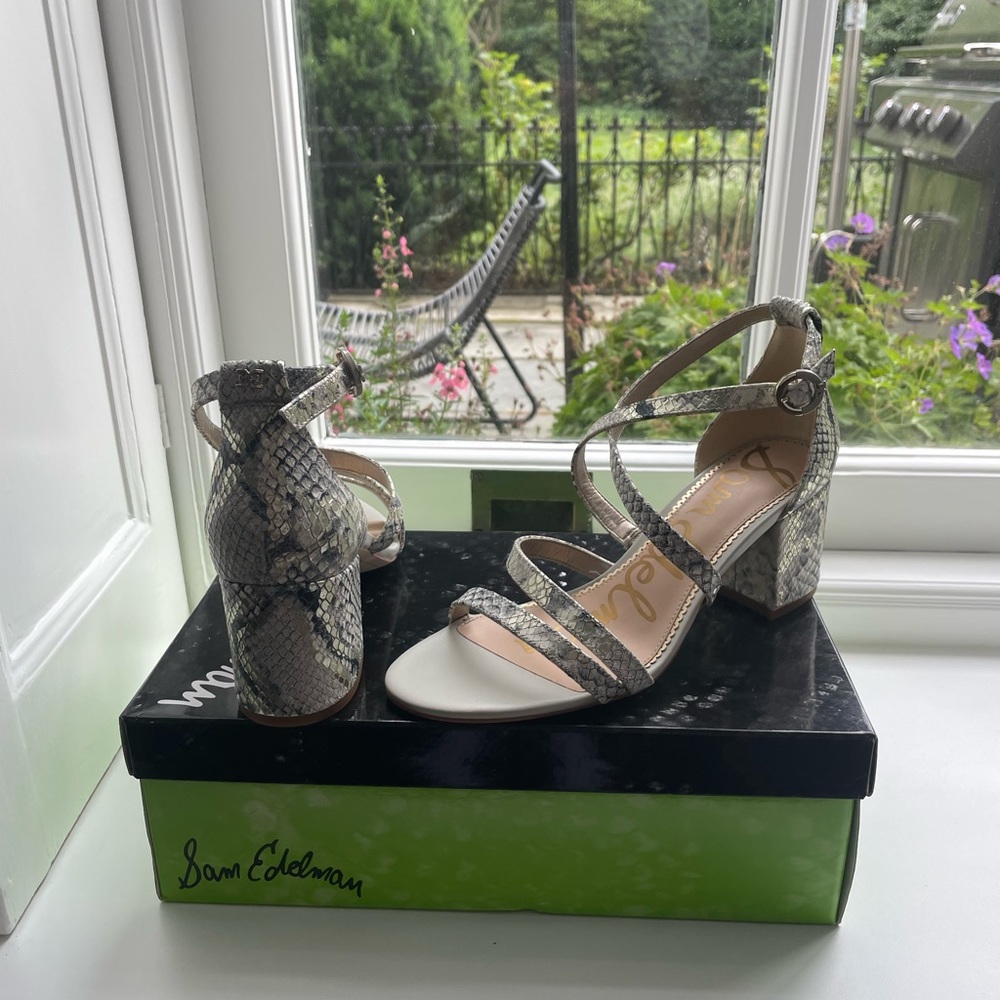 Sam Edelman Stacie Black/White Multi Bahamas Snake Print Leather 7.5 M